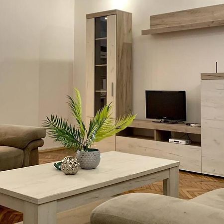 Central City Apartment Skopje Exterior photo